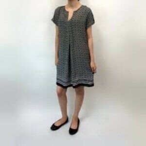 Max Studio Black & White Patterned Shift Dress, XS